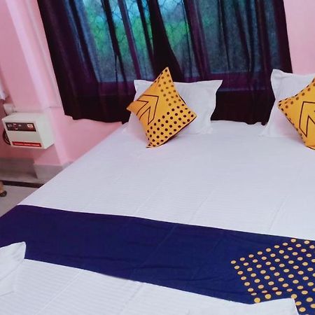 Hotel Gunjan Puri Eksteriør bilde